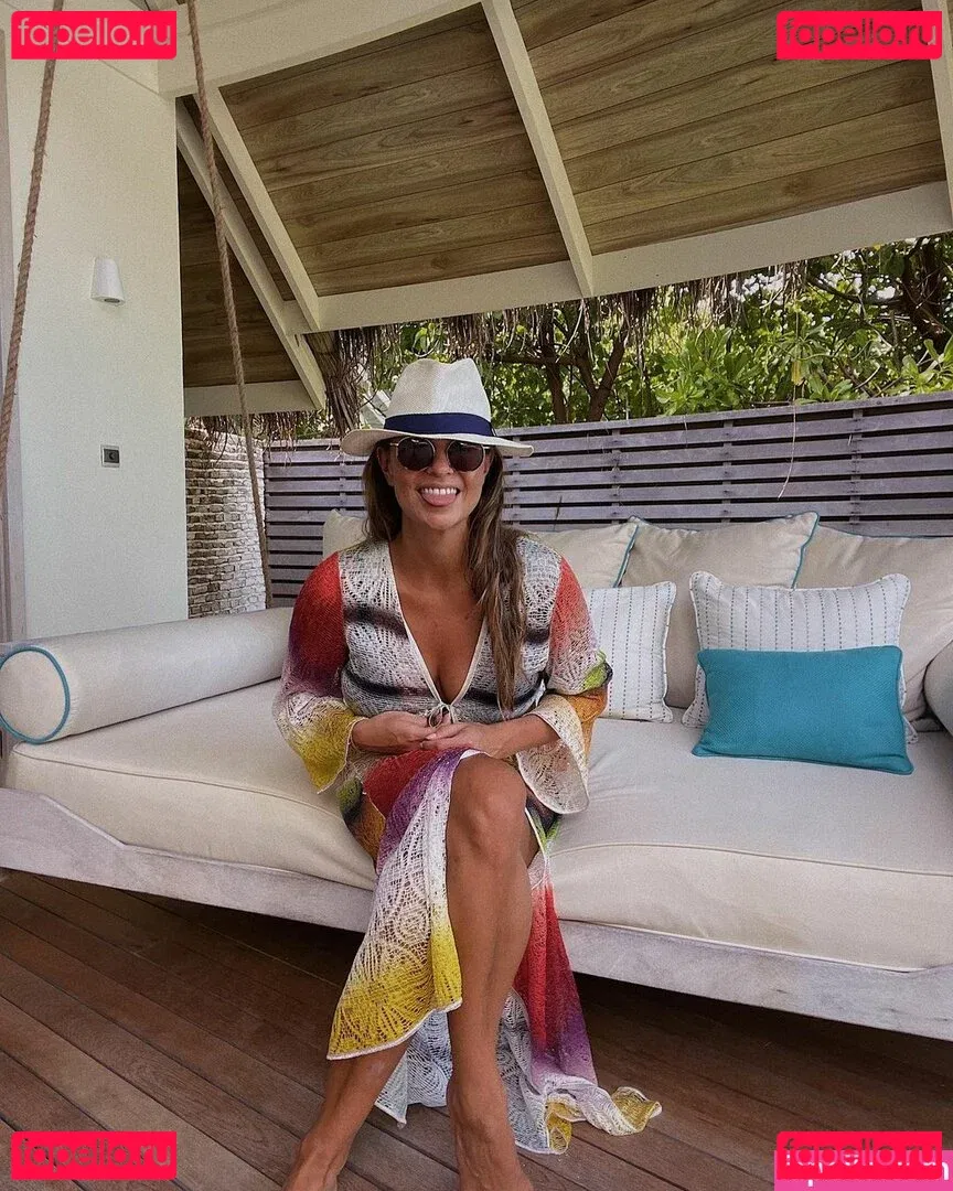 Laura Wontorra Onlyfans Photo Gallery 