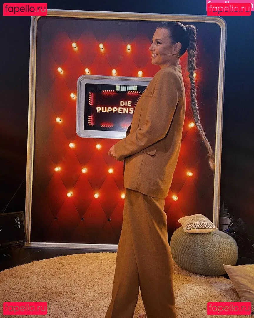 Laura Wontorra Onlyfans Photo Gallery 