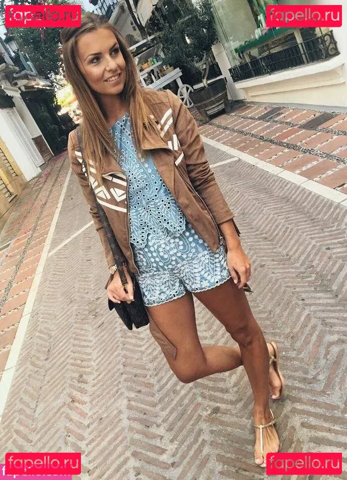 Laura Wontorra Onlyfans Photo Gallery 