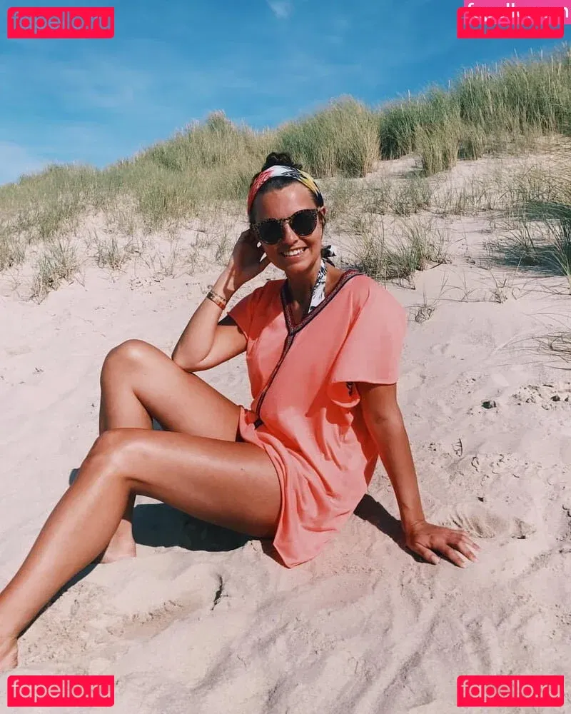 Laura Wontorra Onlyfans Photo Gallery 