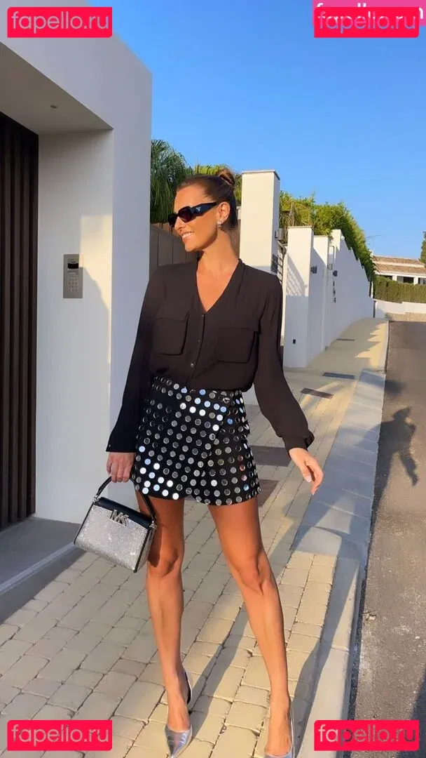 Laura Wontorra Onlyfans Photo Gallery 