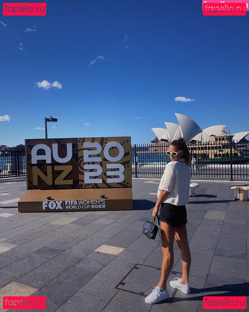 Laura Wontorra Onlyfans Photo Gallery 