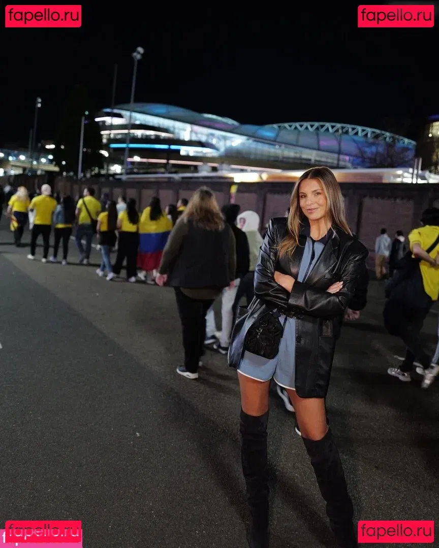 Laura Wontorra Onlyfans Photo Gallery 