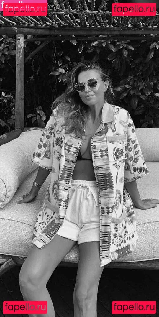 Laura Wontorra Onlyfans Photo Gallery 