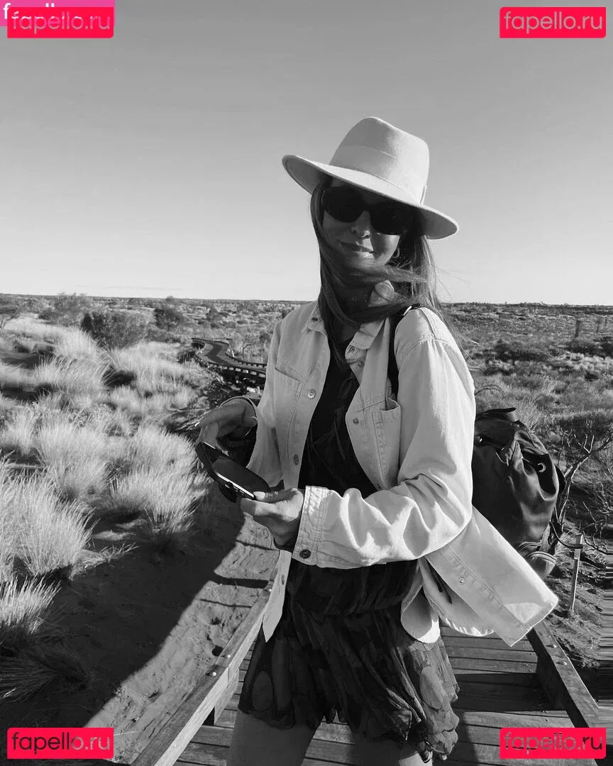 Laura Wontorra Onlyfans Photo Gallery 