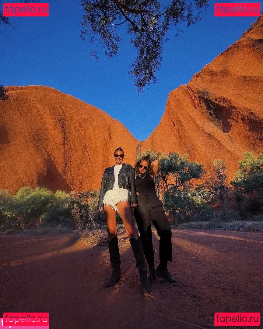 Laura Wontorra Onlyfans Photo Gallery 