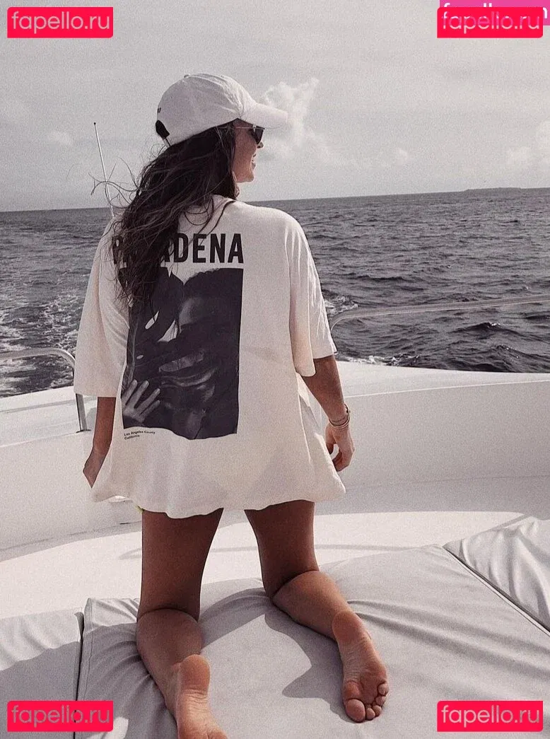 Laura Wontorra Onlyfans Photo Gallery 