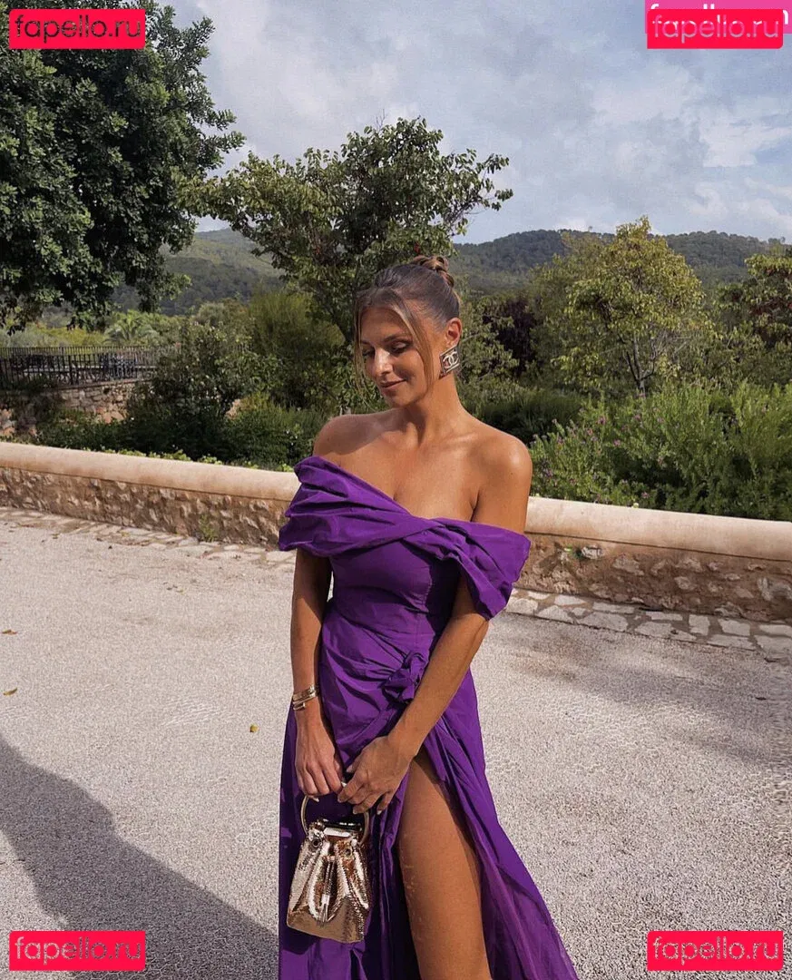 Laura Wontorra Onlyfans Photo Gallery 