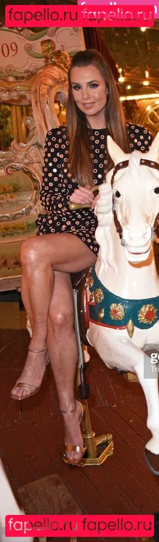 Laura Wontorra Onlyfans Photo Gallery 