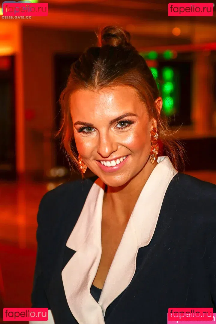 Laura Wontorra Onlyfans Photo Gallery 