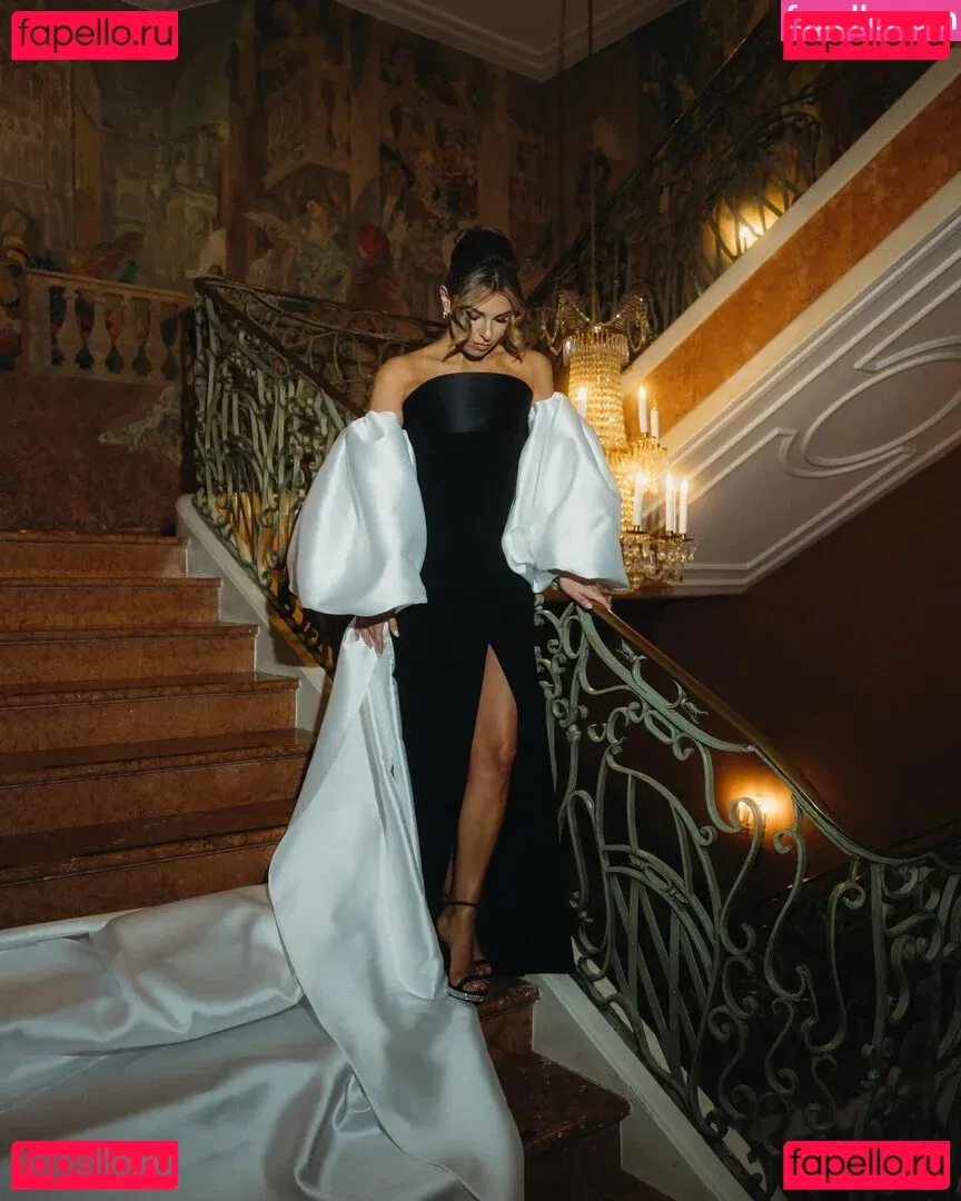 Laura Wontorra Onlyfans Photo Gallery 