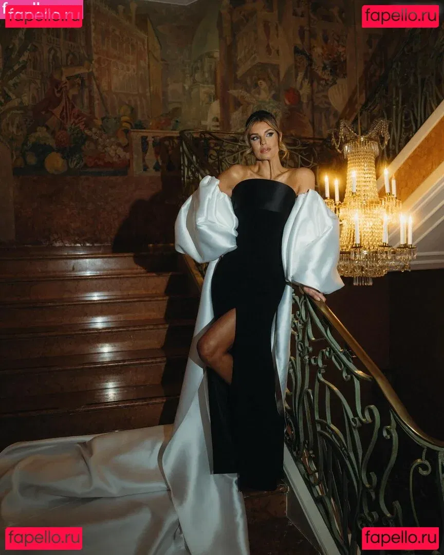 Laura Wontorra Onlyfans Photo Gallery 