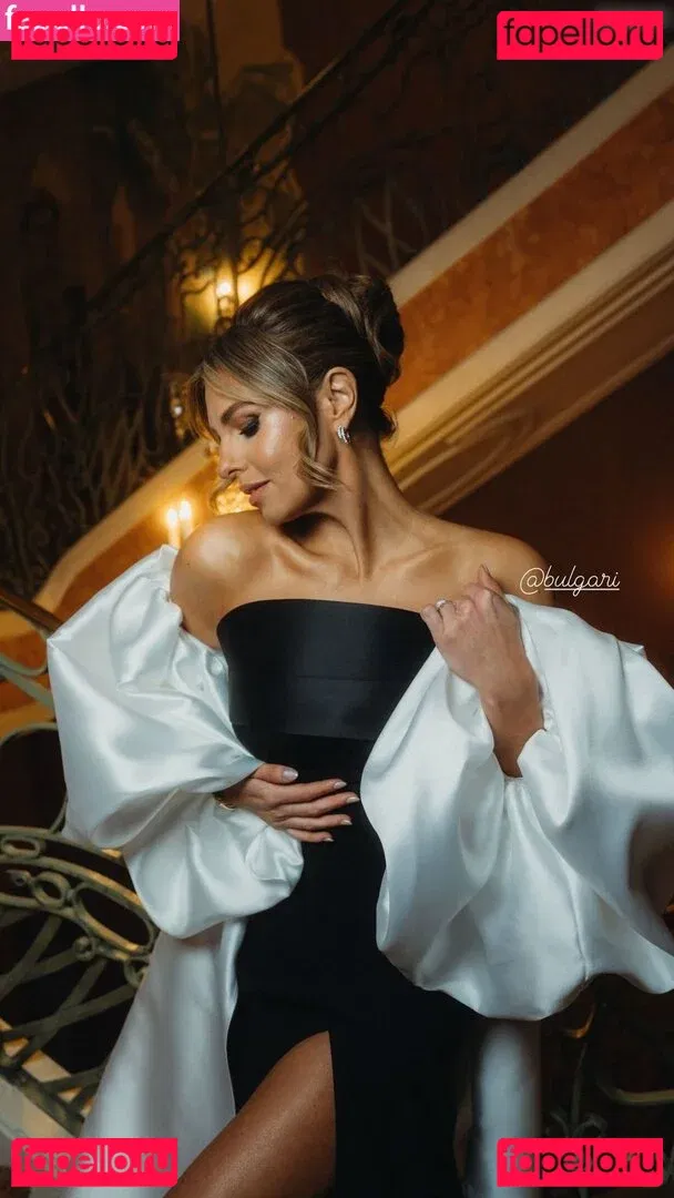 Laura Wontorra Onlyfans Photo Gallery 