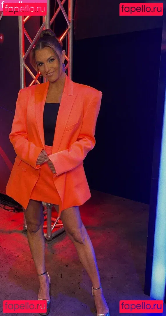 Laura Wontorra Onlyfans Photo Gallery 