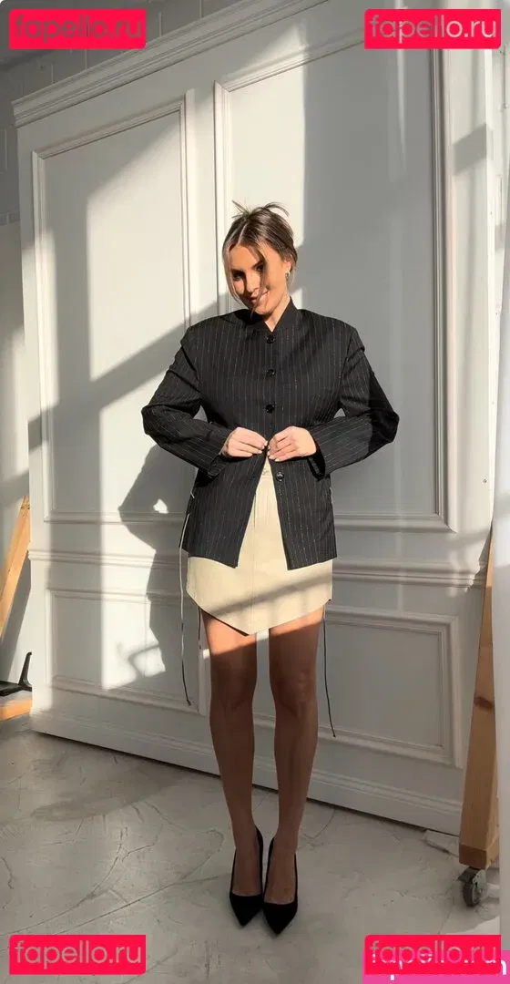 Laura Wontorra Onlyfans Photo Gallery 