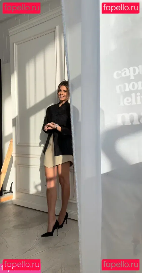 Laura Wontorra Onlyfans Photo Gallery 