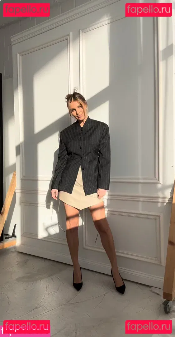 Laura Wontorra Onlyfans Photo Gallery 