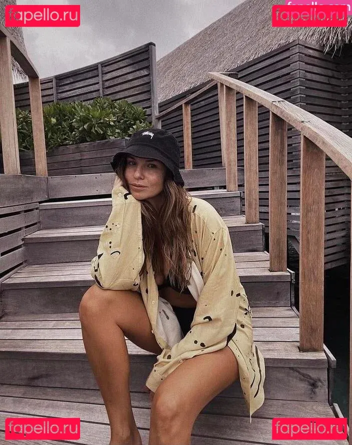 Laura Wontorra Onlyfans Photo Gallery 