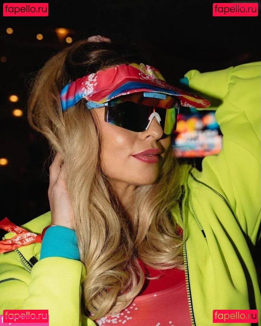 Laura Wontorra Onlyfans Photo Gallery 