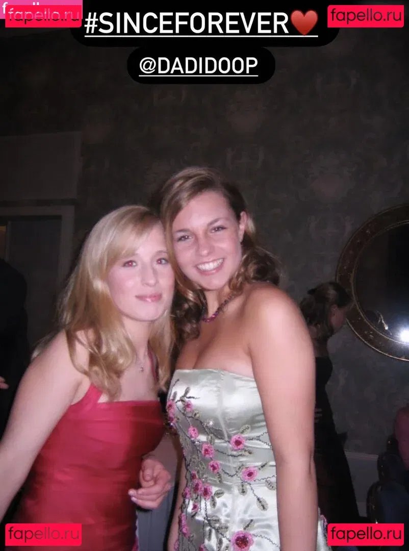 Laura Wontorra Onlyfans Photo Gallery 