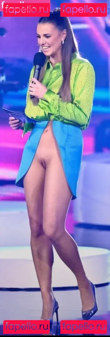 Laura Wontorra Onlyfans Photo Gallery 