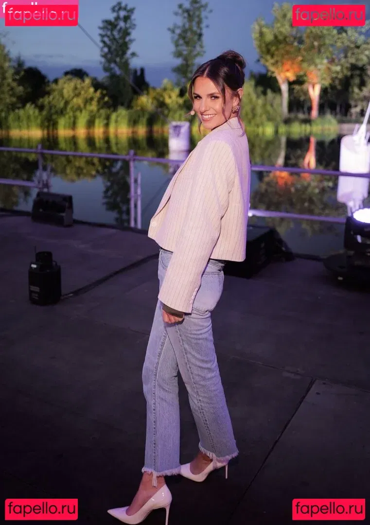 Laura Wontorra Onlyfans Photo Gallery 