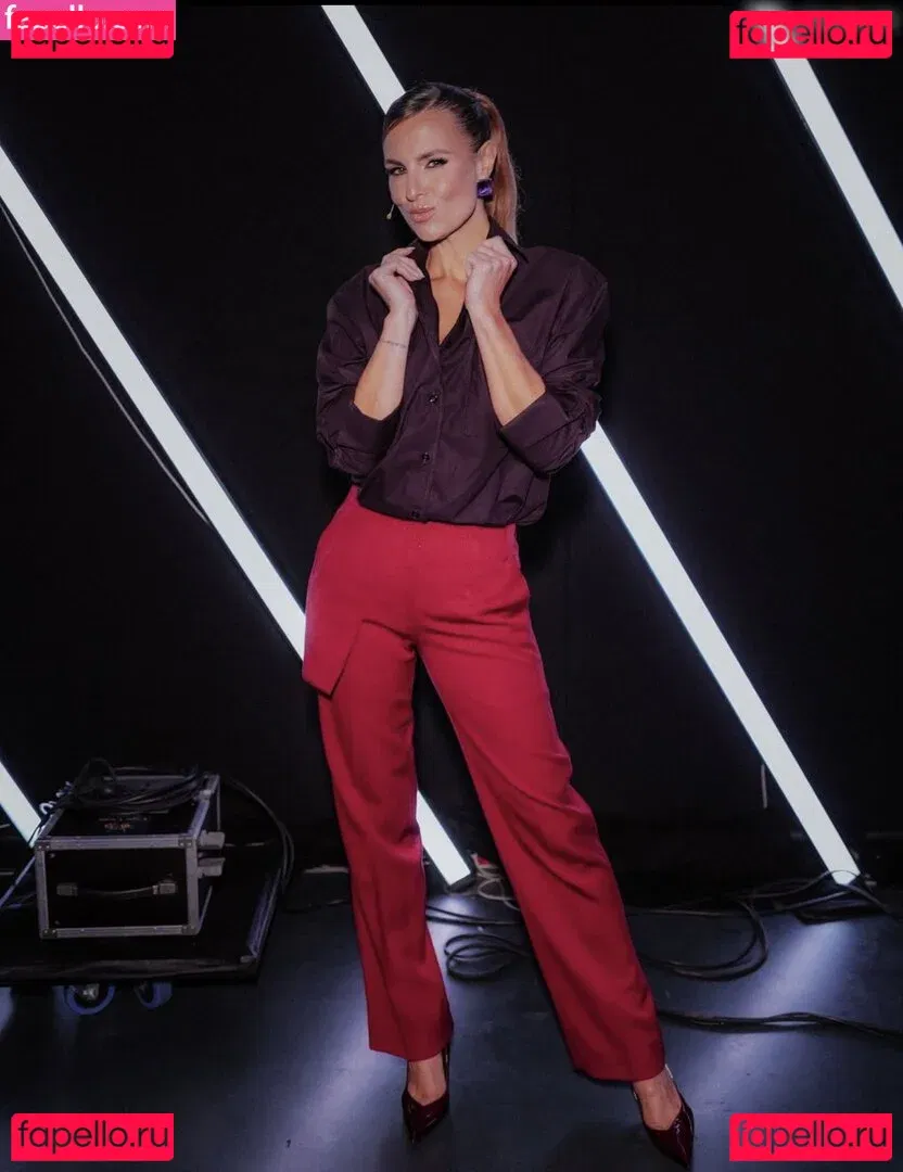 Laura Wontorra Onlyfans Photo Gallery 