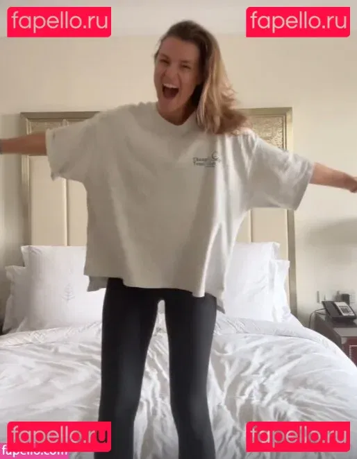 Laura Wontorra Onlyfans Photo Gallery 