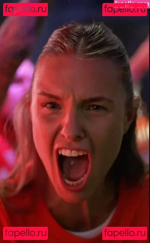 Laura Wontorra Onlyfans Photo Gallery 