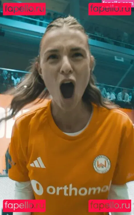 Laura Wontorra Onlyfans Photo Gallery 