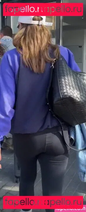 Laura Wontorra Onlyfans Photo Gallery 