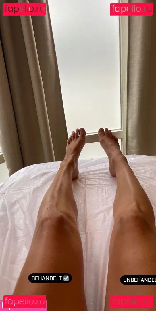 Laura Wontorra Onlyfans Photo Gallery 