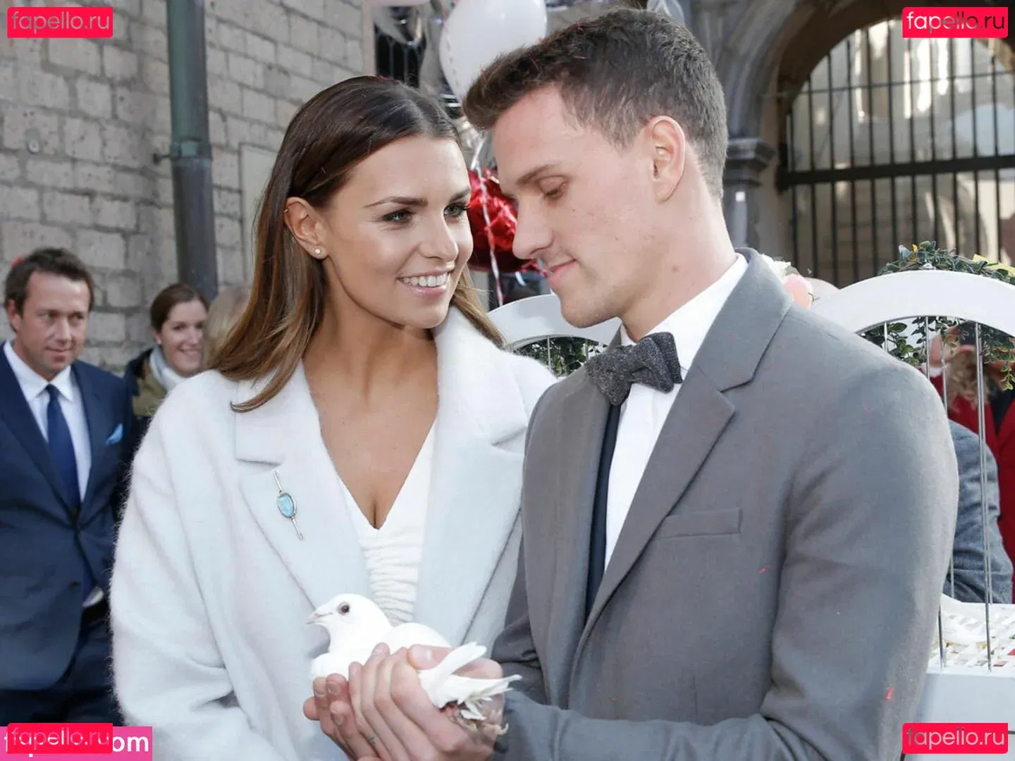 Laura Wontorra Onlyfans Photo Gallery 