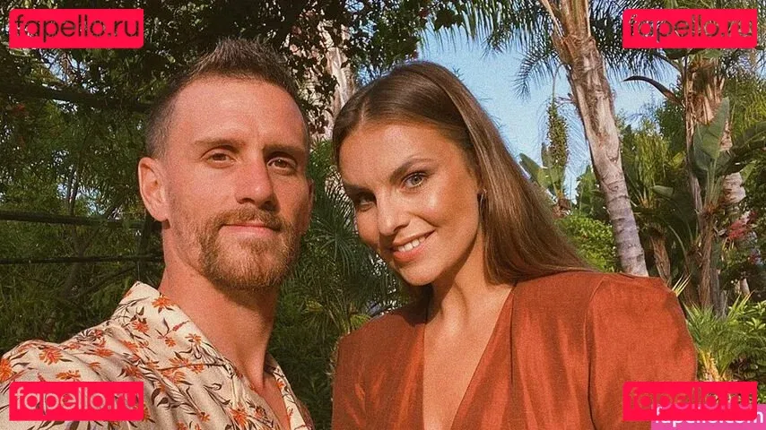 Laura Wontorra Onlyfans Photo Gallery 