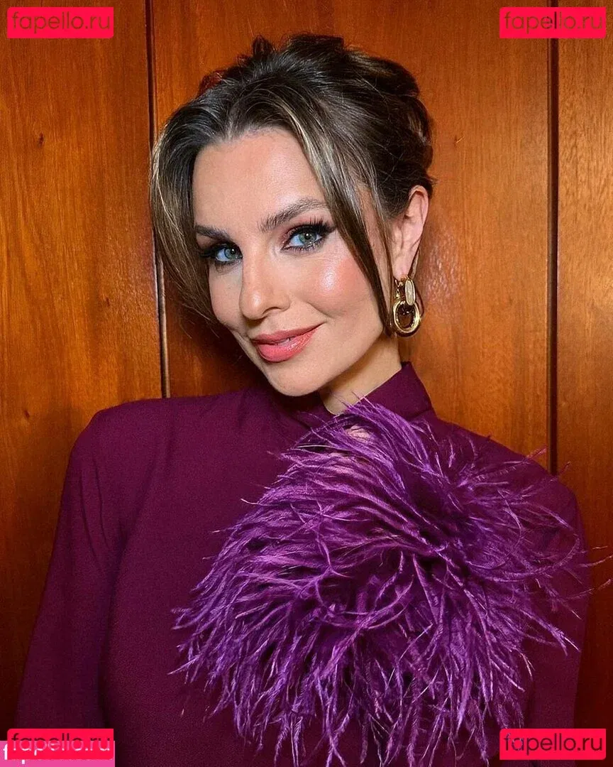 Laura Wontorra Onlyfans Photo Gallery 