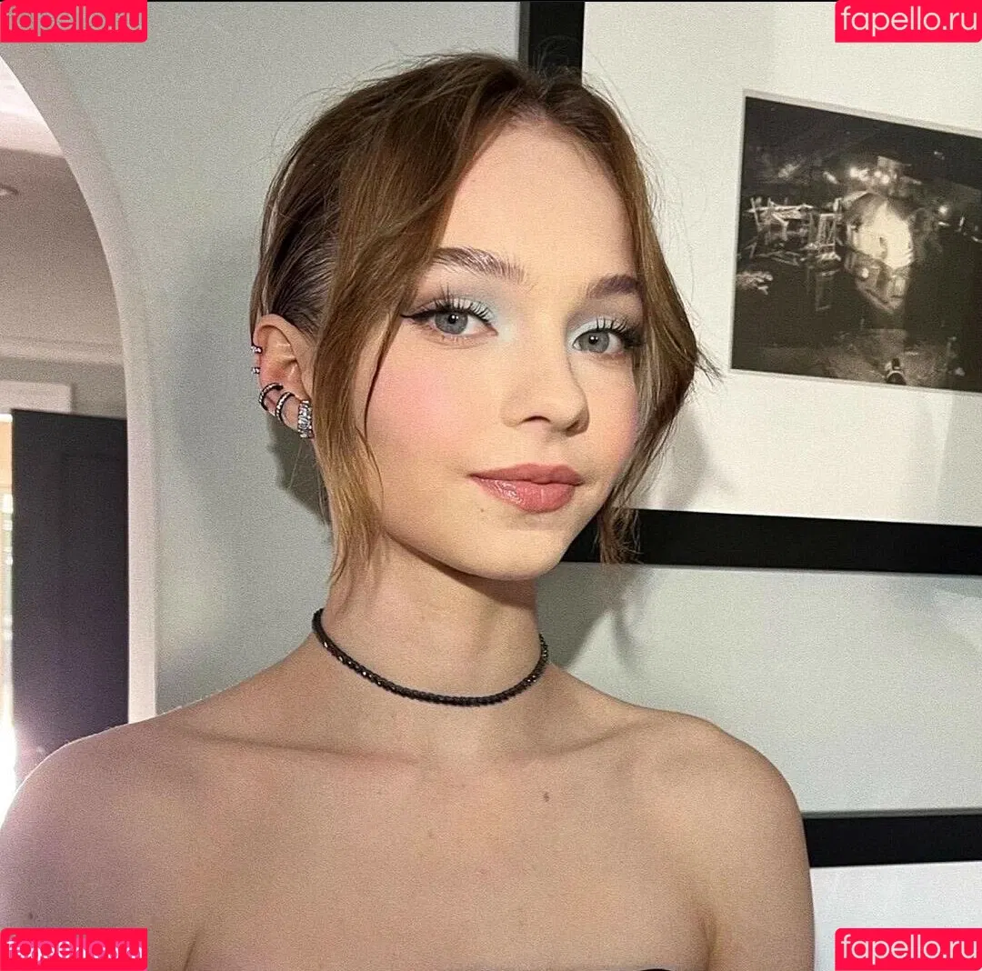 Emma Myers Onlyfans Photo Gallery 