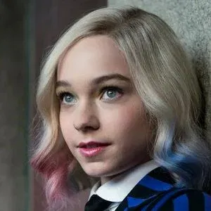 Emma Myers Onlyfans Photo Gallery 