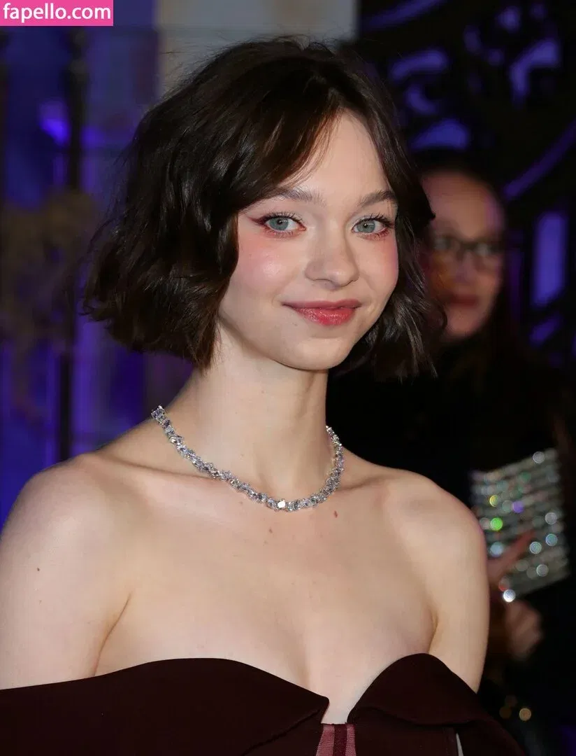 Emma Myers Onlyfans Photo Gallery 