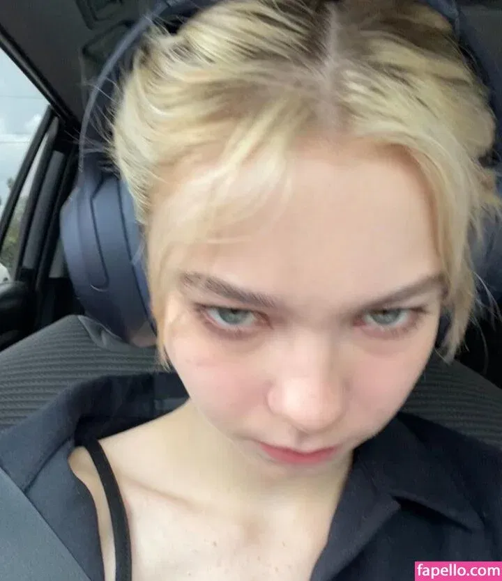 Emma Myers Onlyfans Photo Gallery 