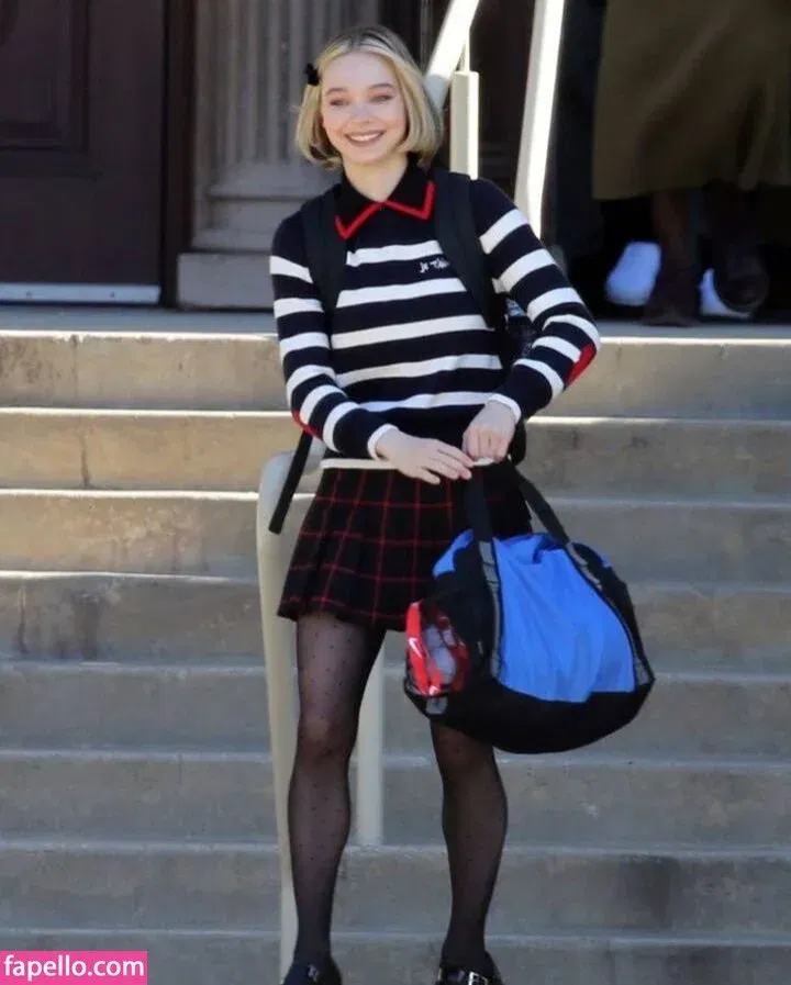 Emma Myers Onlyfans Photo Gallery 