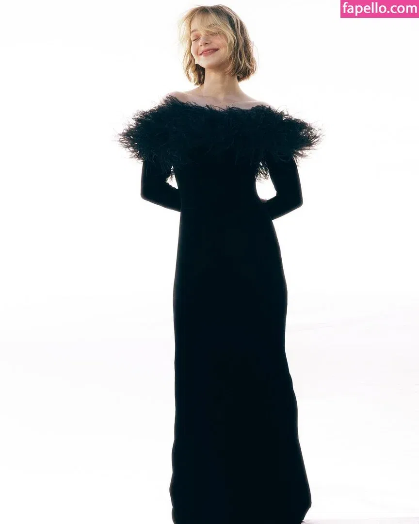 Emma Myers Onlyfans Photo Gallery 