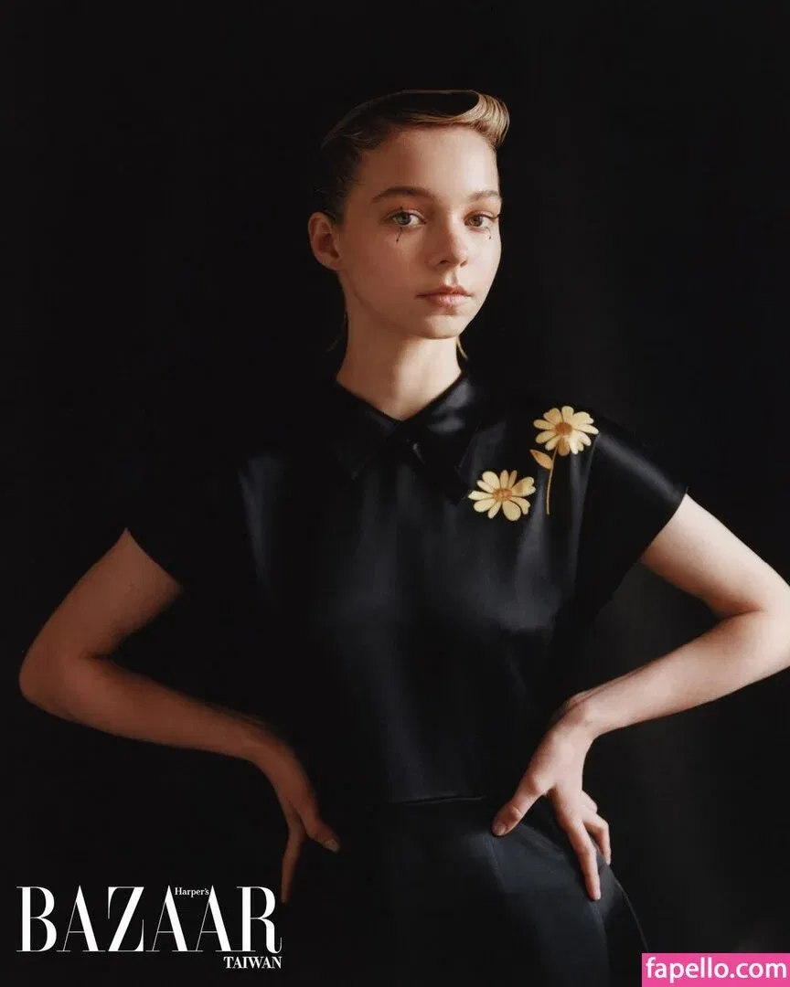 Emma Myers Onlyfans Photo Gallery 