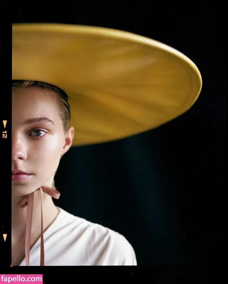 Emma Myers Onlyfans Photo Gallery 