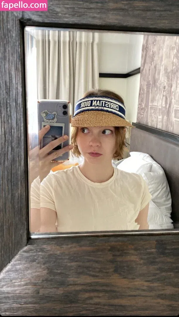 Emma Myers Onlyfans Photo Gallery 