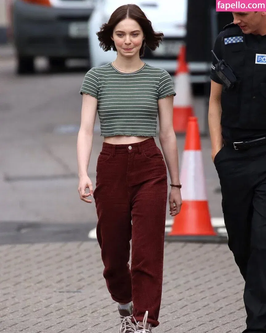 Emma Myers Onlyfans Photo Gallery 