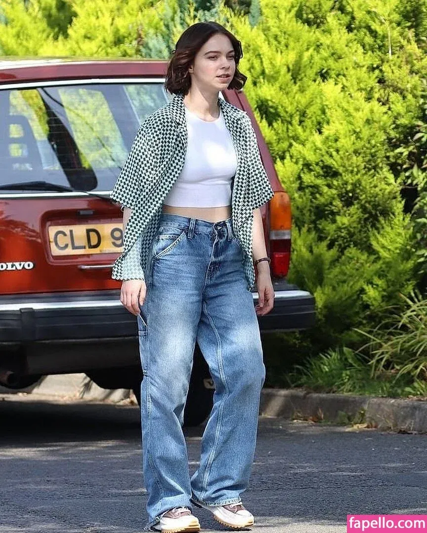 Emma Myers Onlyfans Photo Gallery 