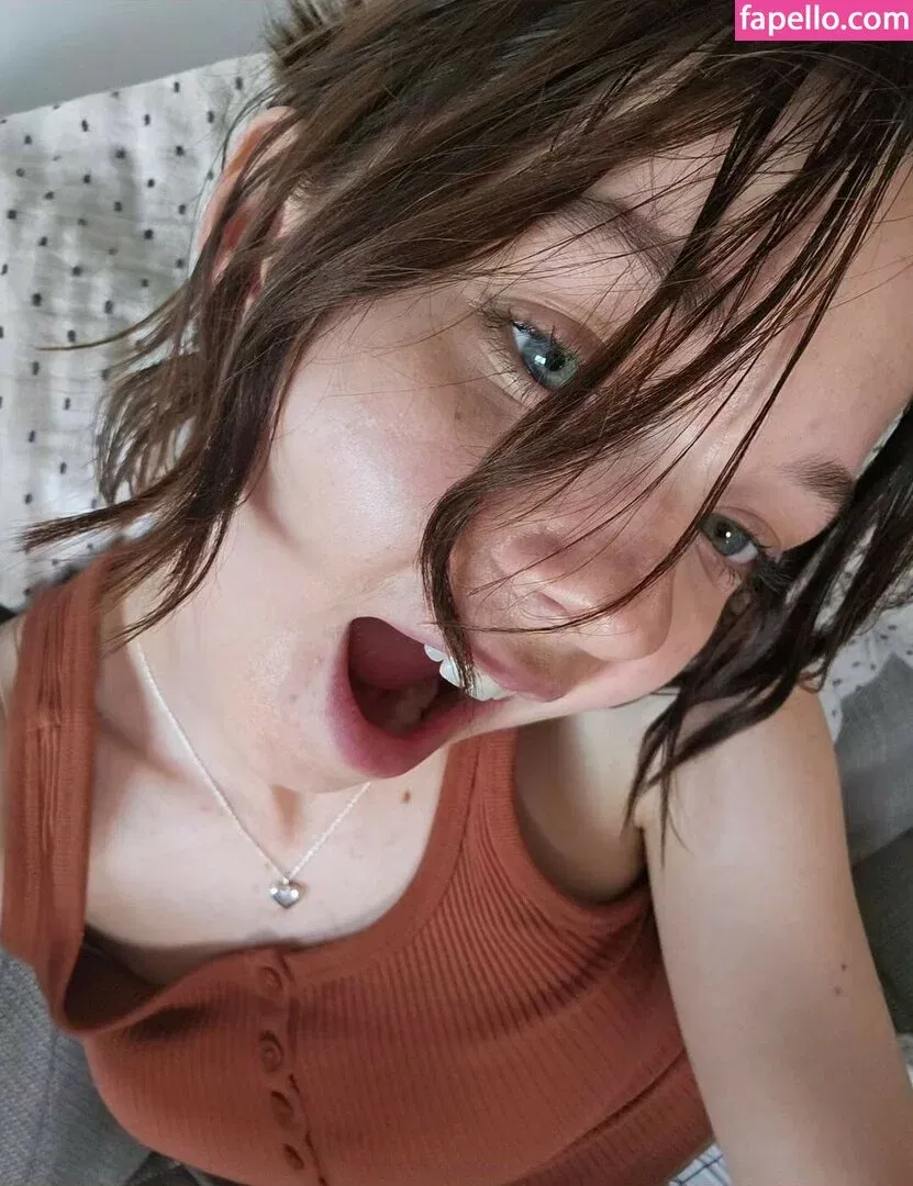 Emma Myers Onlyfans Photo Gallery 