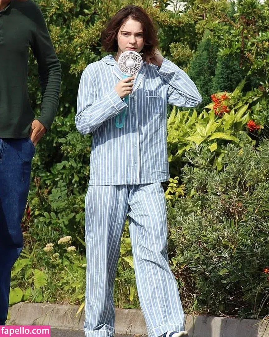 Emma Myers Onlyfans Photo Gallery 