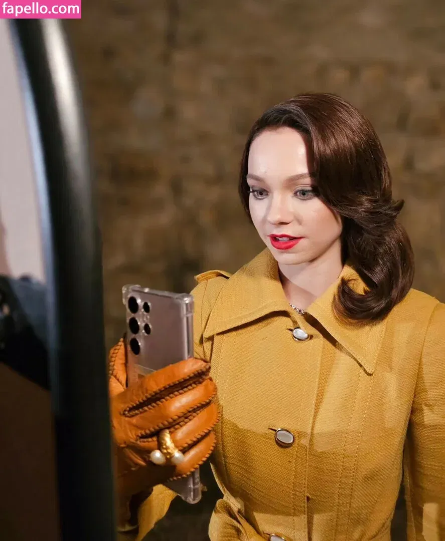 Emma Myers Onlyfans Photo Gallery 