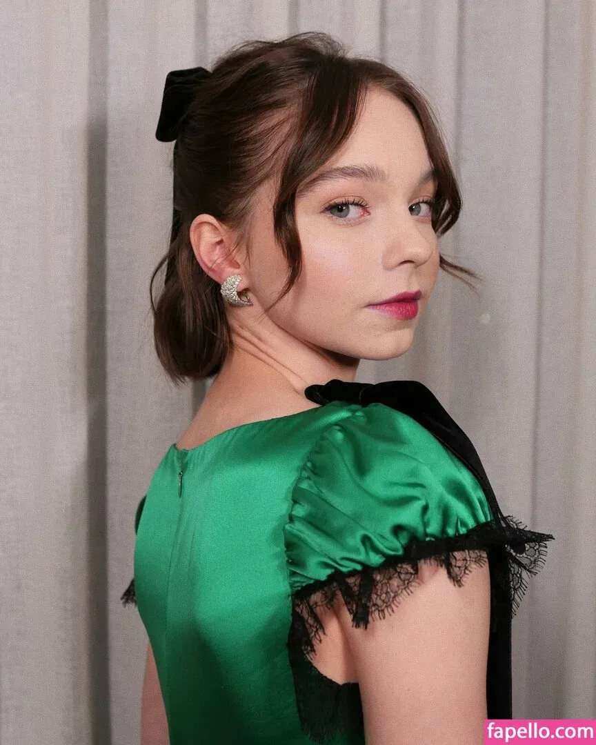 Emma Myers Onlyfans Photo Gallery 